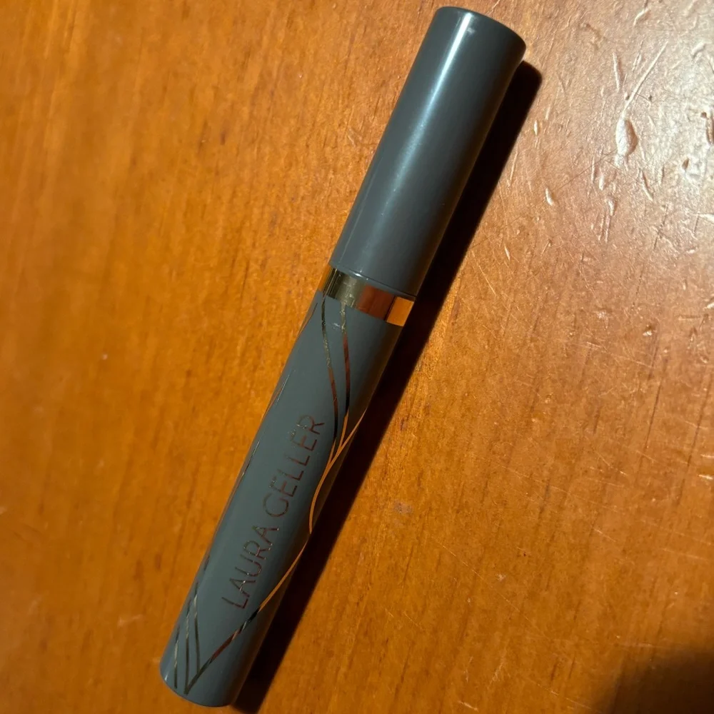 Laura Geller Always There Lengthening Mascara